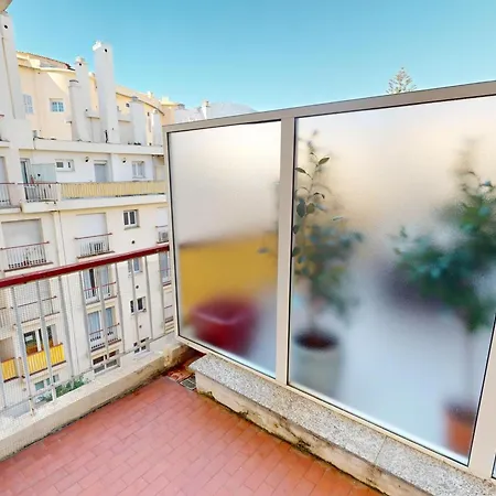Lejlighed 2p Avec Terrasse Calme En Plein Centre De Menton, Proche Et Commerces - Fr-1-196-348 Menton